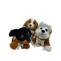 Kutya pulcsiban ülő 17cm-es