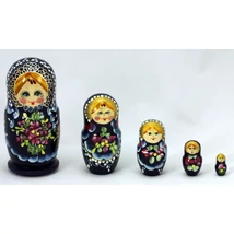 MATRIOSKA KÉZI KÖZEPES /5/-A