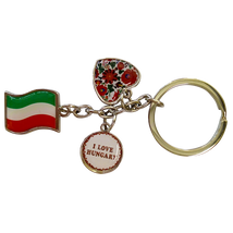 KULCSTARTÓ FÉM ZÁSZLÓ+KÖR+SZÍV I LOVE HUNGARY MATYÓS