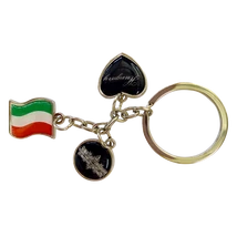 KULCSTARTÓ FÉM ZÁSZLÓ+KÖR+SZÍV PARLEMENT DEKORRAL