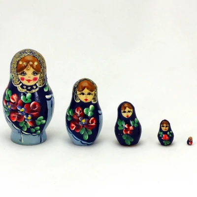 MATRIOSKA KÉZI KICSI /5/-C